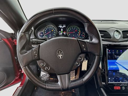 Used 2013 Maserati GranTurismo Sport RWD image 12