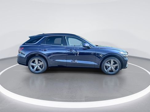 Used 2023 Genesis GV70 3.5T Sport w/ Sport Prestige Package AWD/4WD image 9