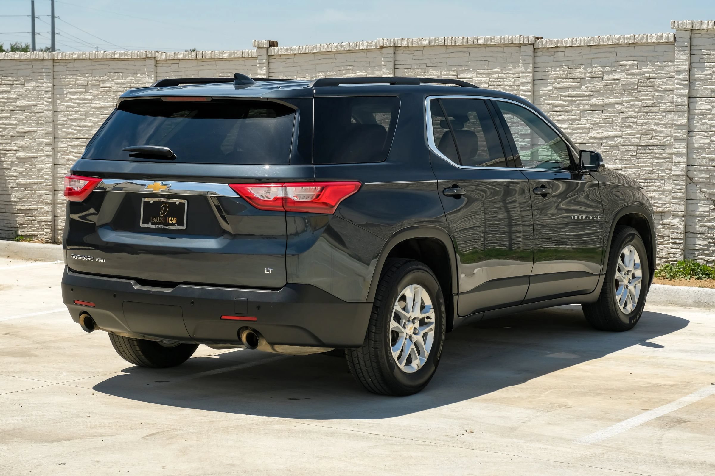 Used 2019 Chevrolet Traverse LT w/ LPO, Floor Liner Package AWD/4WD image 8
