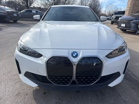 Used 2023 BMW i4 eDrive35 w/ Premium Package image 8