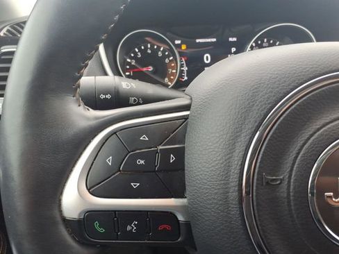 Used 2019 Jeep Compass Limited image 13