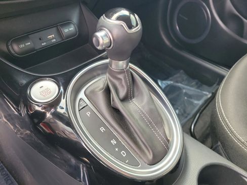 Used 2019 Kia Soul + w/ Audio Package image 33