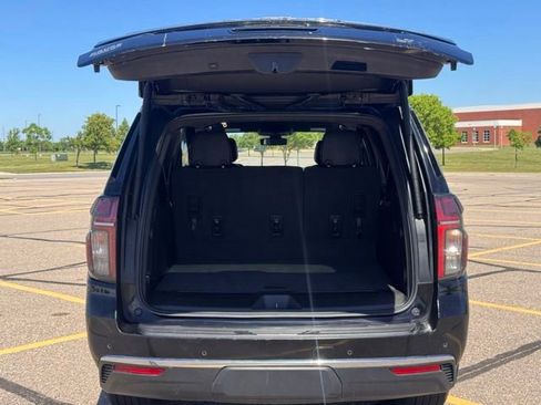 Used 2022 Chevrolet Suburban LT w/ Max Trailering Package AWD/4WD image 34