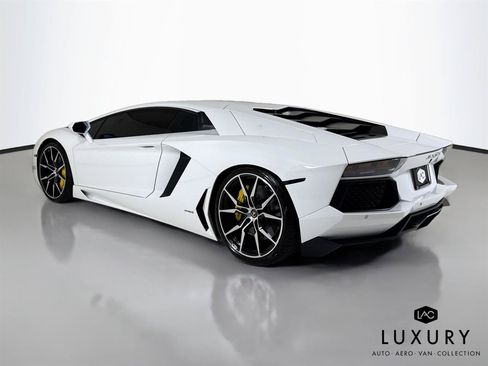 Used 2017 Lamborghini Aventador LP 700-4 AWD/4WD image 8