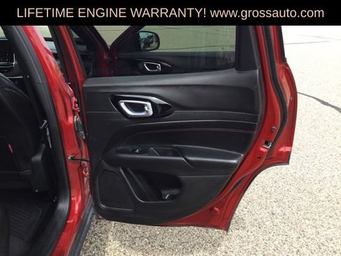 Certified 2025 Jeep Compass Trailhawk AWD/4WD image 25