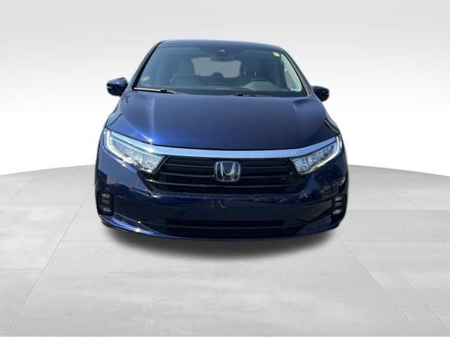 Used 2024 Honda Odyssey EX-L image 2