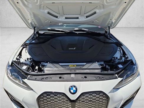 New 2026 BMW i4 eDrive40 w/ M Sport Package RWD image 16