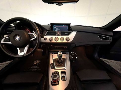 Used 2016 BMW Z4 sDrive28i image 12