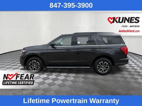 Used 2023 Ford Expedition XLT image 6