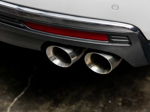 Used 2023 GMC Yukon XL Denali Ultimate image 22