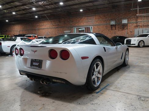 Used 2008 Chevrolet Corvette Coupe image 13