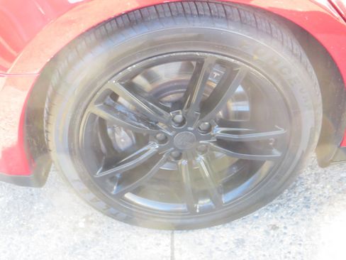 Used 2013 Tesla Model S Performance image 6