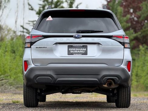 Used 2026 Subaru Forester Premium AWD/4WD image 6