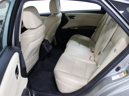 Used 2014 Toyota Avalon Limited FWD image 17