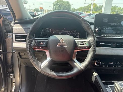 Used 2024 Mitsubishi Outlander SE FWD image 21