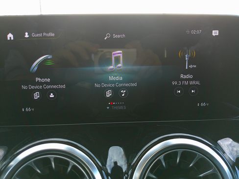 Used 2023 Mercedes-Benz GLB 250 image 22