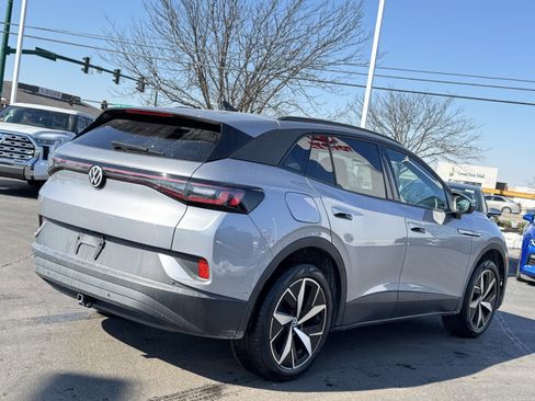 Used 2024 Volkswagen ID.4 Pro S image 3