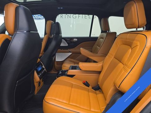 Used 2022 Lincoln Aviator Black Label w/ Dynamic Handling Package AWD/4WD image 19