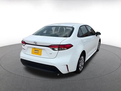 Used 2025 Toyota Corolla LE FWD image 14