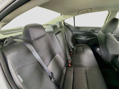 Used 2025 Nissan Altima 2.5 SV FWD image 26