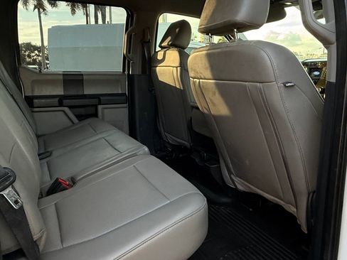 Used 2022 Ford F350 XL w/ Power Equipment Group image 19