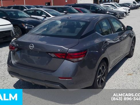 Used 2024 Nissan Sentra SV FWD image 23
