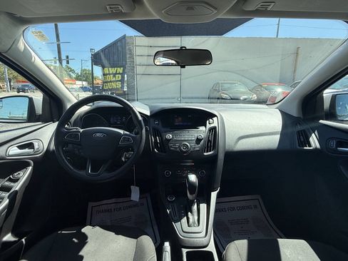 Used 2015 Ford Focus SE w/ SE Sport Package FWD image 15