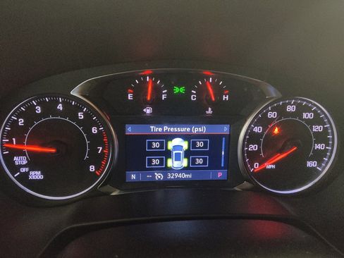 Used 2023 Chevrolet Blazer LT FWD image 23