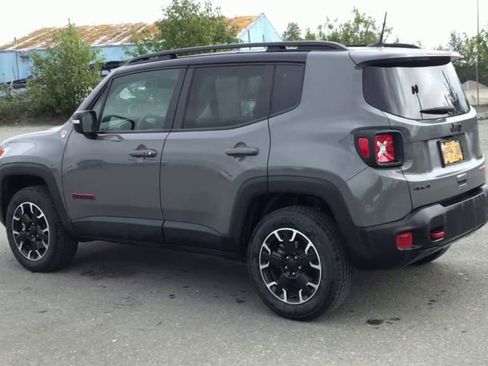 Certified 2023 Jeep Renegade Trailhawk image 6