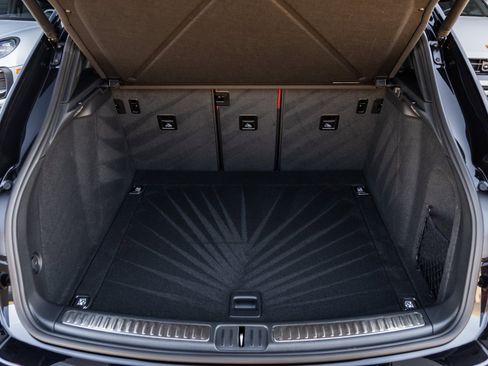 New 2026 Porsche Macan S image 36