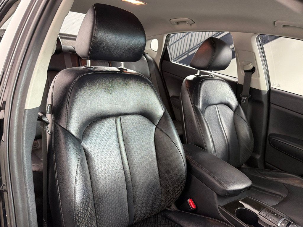 Used 2016 Kia Optima EX FWD image 22
