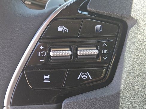 New 2025 Kia Niro EX image 13