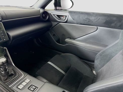 Certified 2025 Toyota GR86 Premium RWD image 22