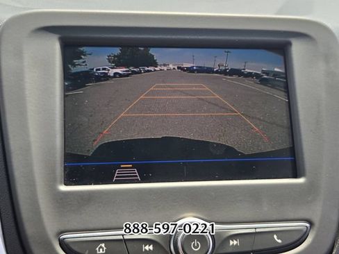 Used 2020 Chevrolet Equinox LT w/ LPO, Cargo Package FWD image 23