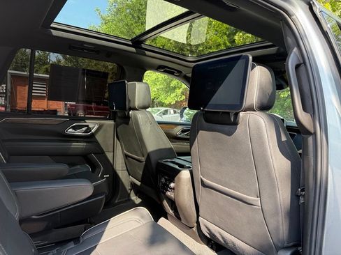Used 2023 Chevrolet Tahoe Premier w/ Advanced Technology Package AWD/4WD image 37