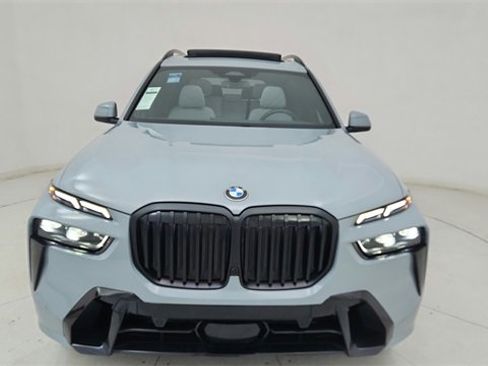 Used 2026 BMW X7 xDrive40i image 26