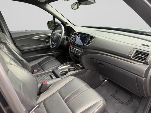 Used 2023 Honda Passport TrailSport image 33