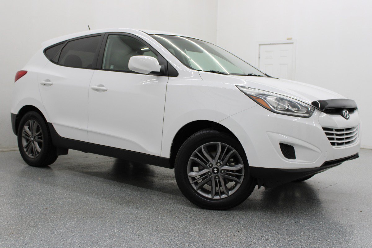 Used 2015 Hyundai Tucson GLS w/ Option Group 02 AWD/4WD image 1