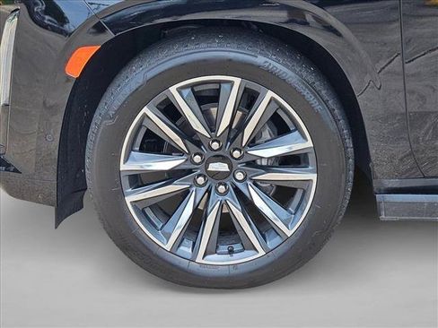Used 2024 Cadillac Escalade Sport w/ Touring Package AWD/4WD image 14
