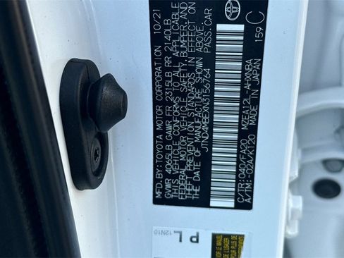 Used 2022 Toyota Corolla SE image 38