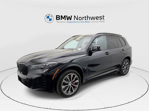New 2026 BMW X5 xDrive40i w/ M Sport Package AWD/4WD image 1