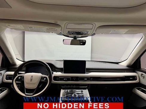 Used 2021 Lincoln Aviator Black Label w/ Dynamic Handling Package image 12