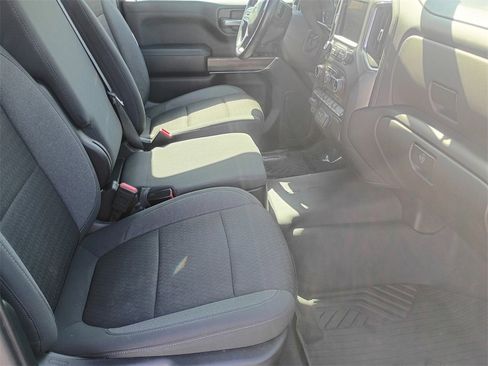 Used 2022 Chevrolet Silverado 1500 RST image 11
