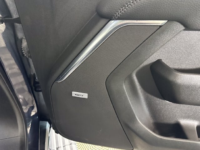 Used 2022 GMC Yukon Denali AWD/4WD image 28