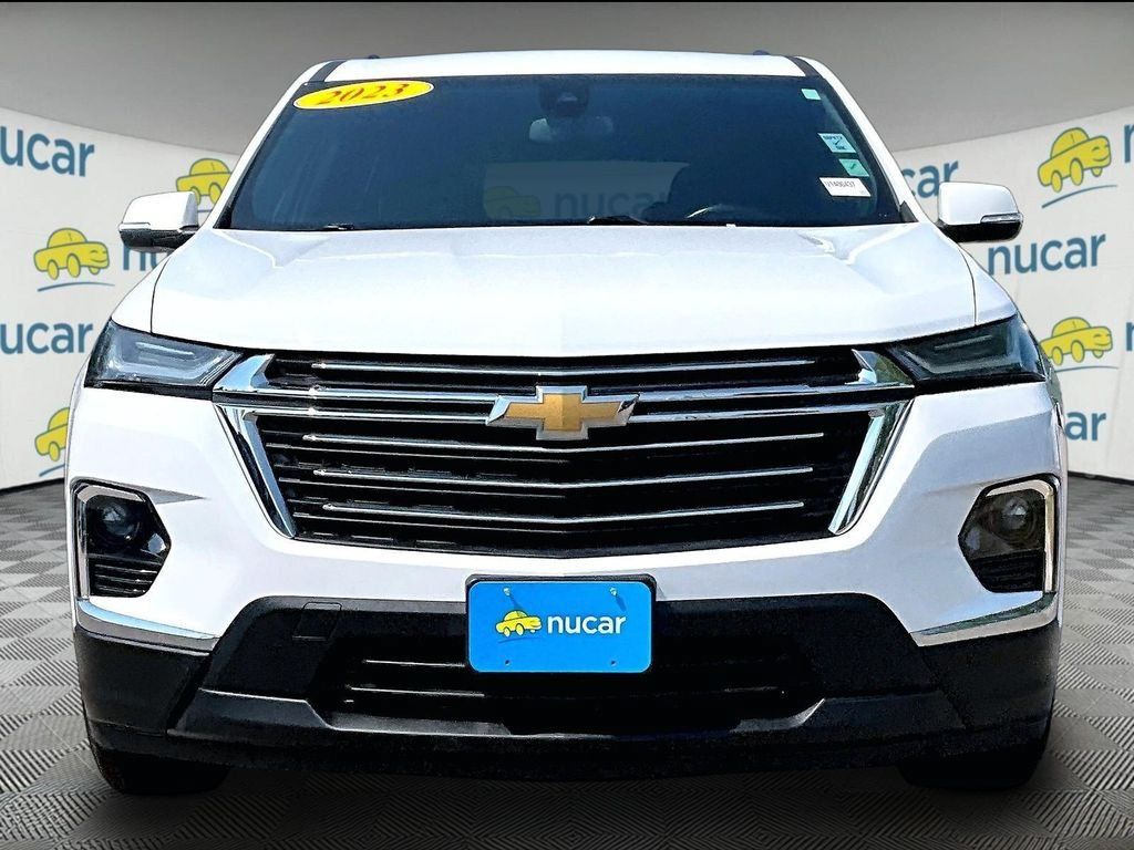 Used 2023 Chevrolet Traverse LT AWD/4WD image 2