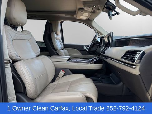 Used 2023 Lincoln Navigator L Reserve AWD/4WD image 12