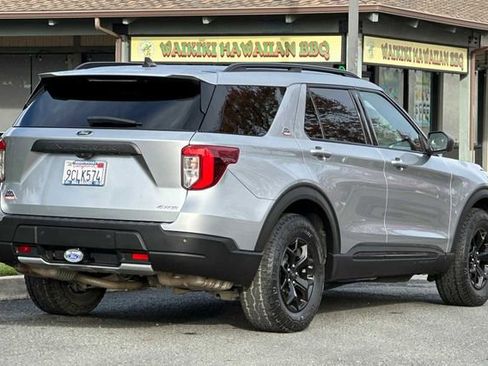 Used 2022 Ford Explorer Timberline image 3