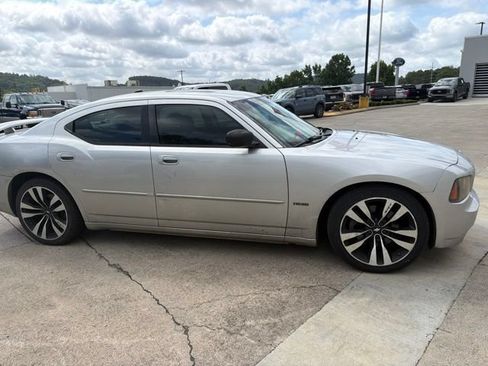 Used 2006 Dodge Charger R/T w/ Convenience Group II RWD image 13