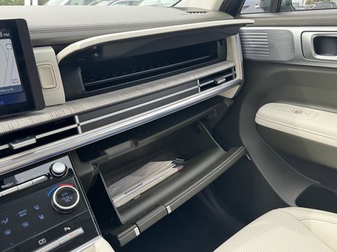 Used 2025 Hyundai Santa Fe Calligraphy image 34