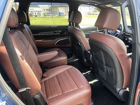 Used 2023 Kia Telluride SX Prestige AWD/4WD image 19